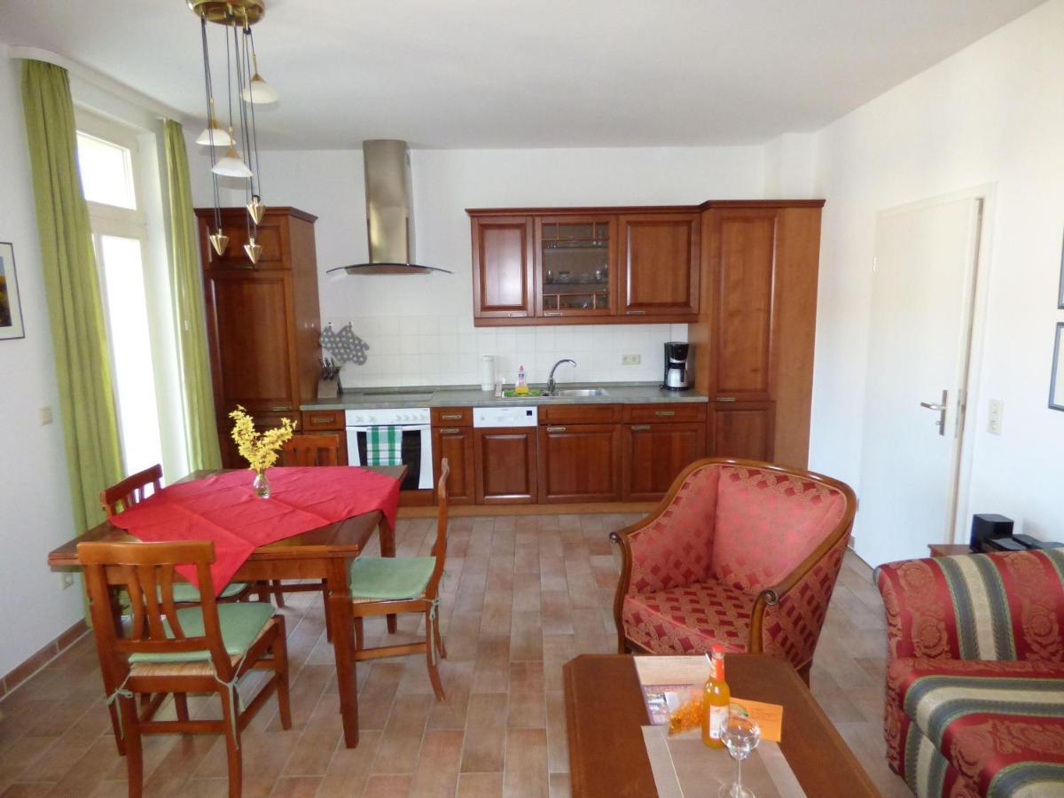 Villa-Loni-Ferienwohnung-7 Sellin  Esterno foto